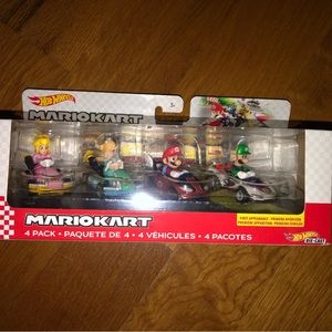 Mario Kart Hot Wheels